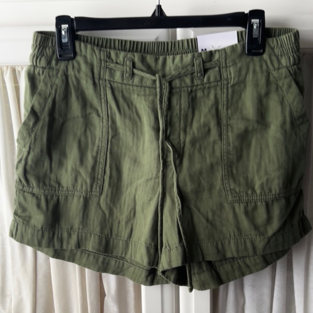 NWT Olive green summer shorts